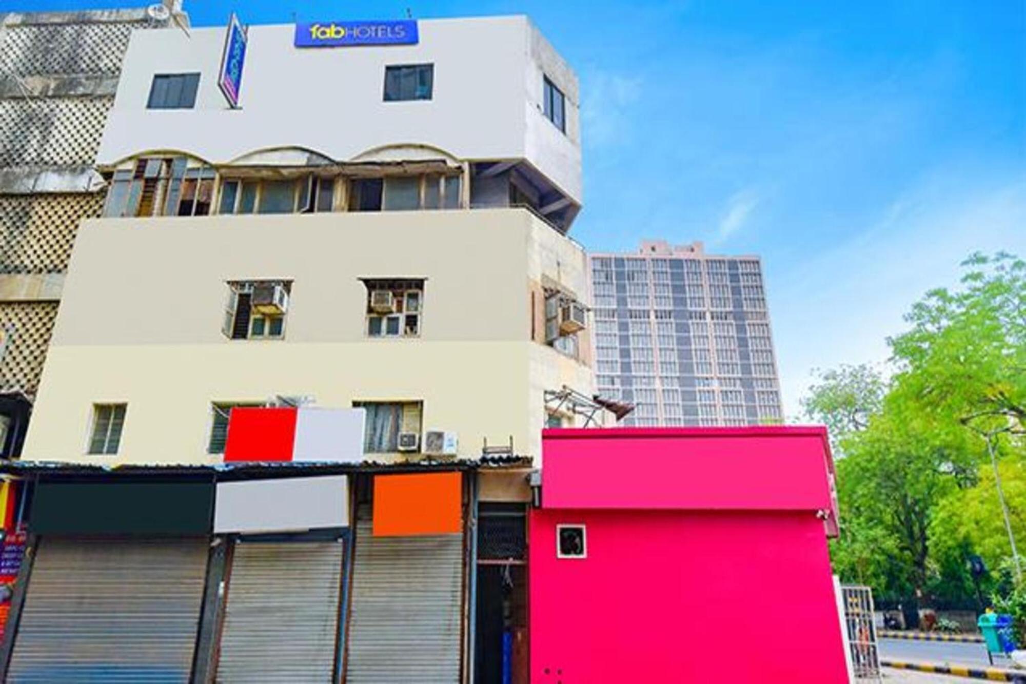 Fabhotel Kadamb Inn 阿穆达巴 外观 照片